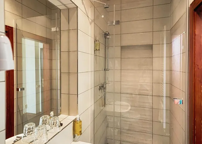 Hotel Bohemia Plaza 4*