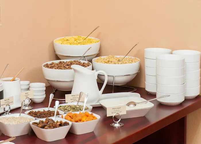 Hotel Bohemia Plaza 4*